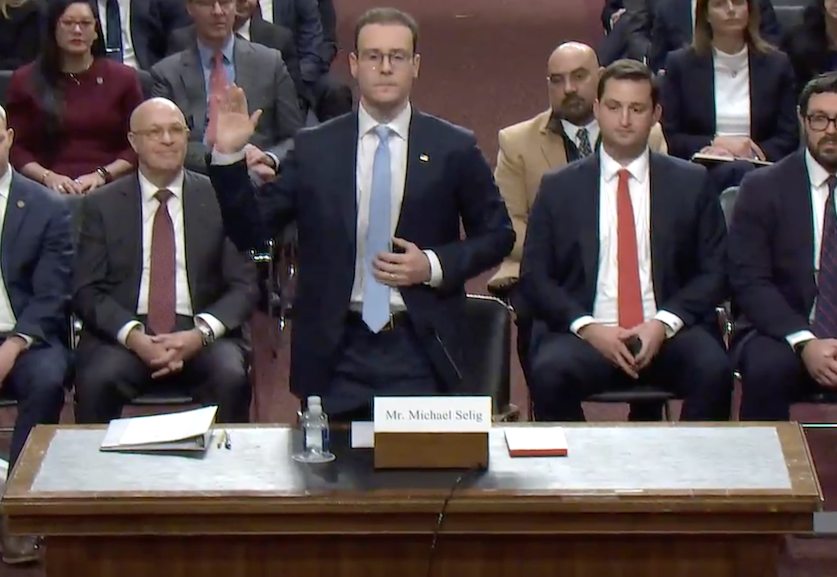 Prospective CFTC Chair Addresses DeFi Regulation at Nomination Hearing: Tín Hiệu Mới Cho Thị Trường Crypto Tại Mỹ